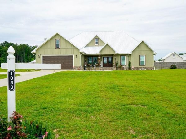 1030 Paris Avenue, Swainsboro, GA 30401
