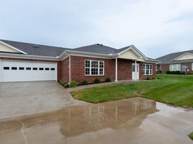 126 Autumn Leaf Path, Georgetown, KY 40324
