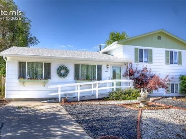 2527 E Caramillo Street, Colorado Springs, CO 80909