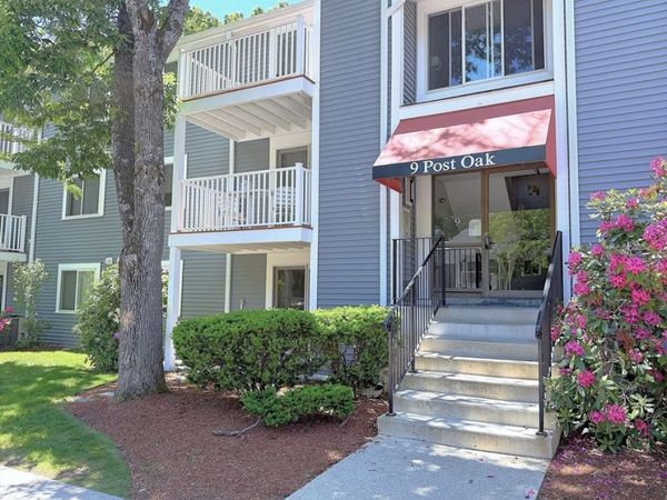 9 Post Oak Ln, Unit 17, Natick, MA 01760