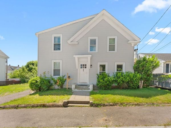 112 Ford St, Brockton, MA 02301