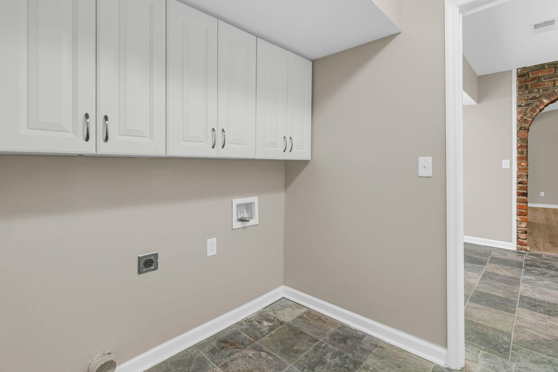 109 Halcyon Road Photo 12