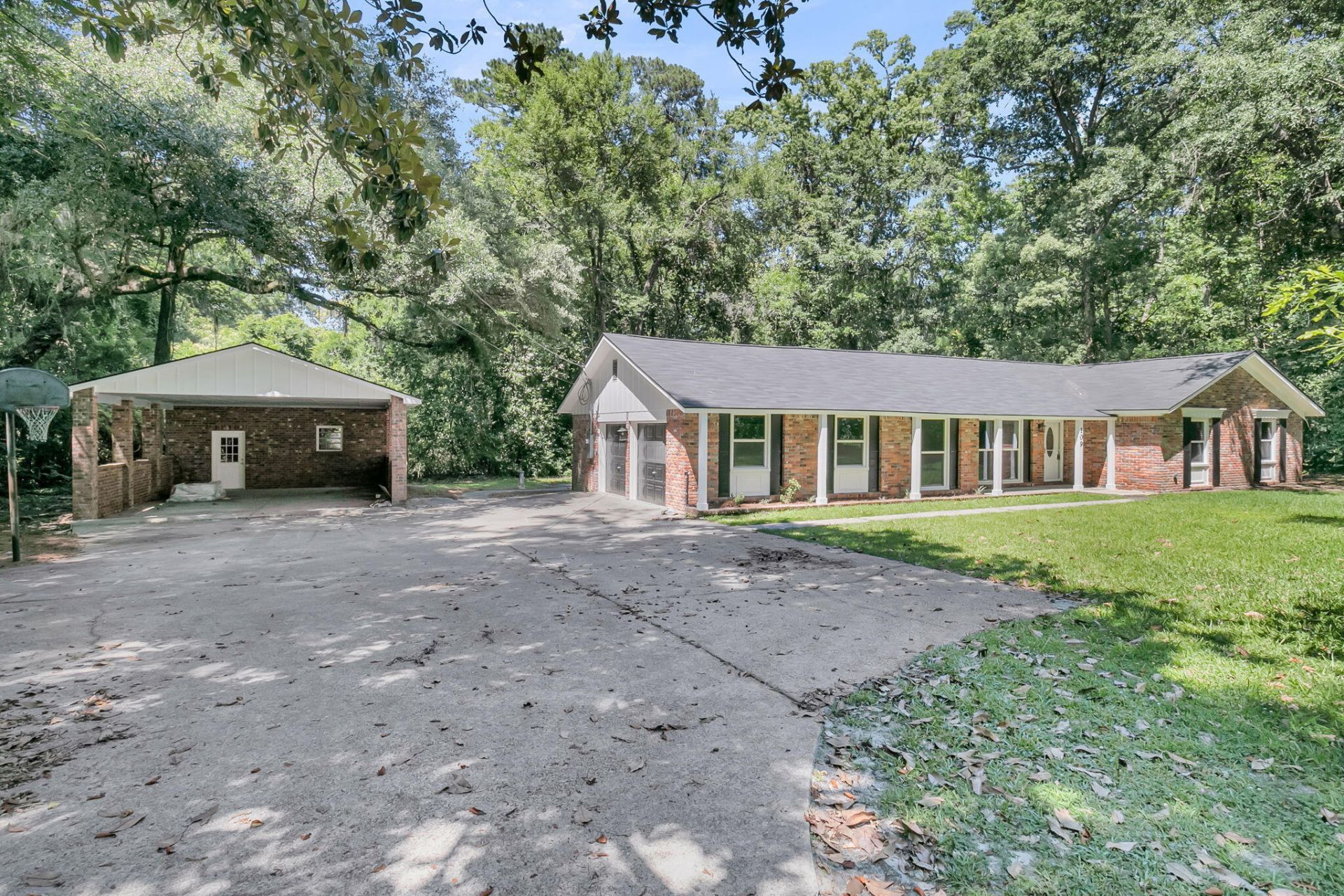 109 Halcyon Road Photo 31