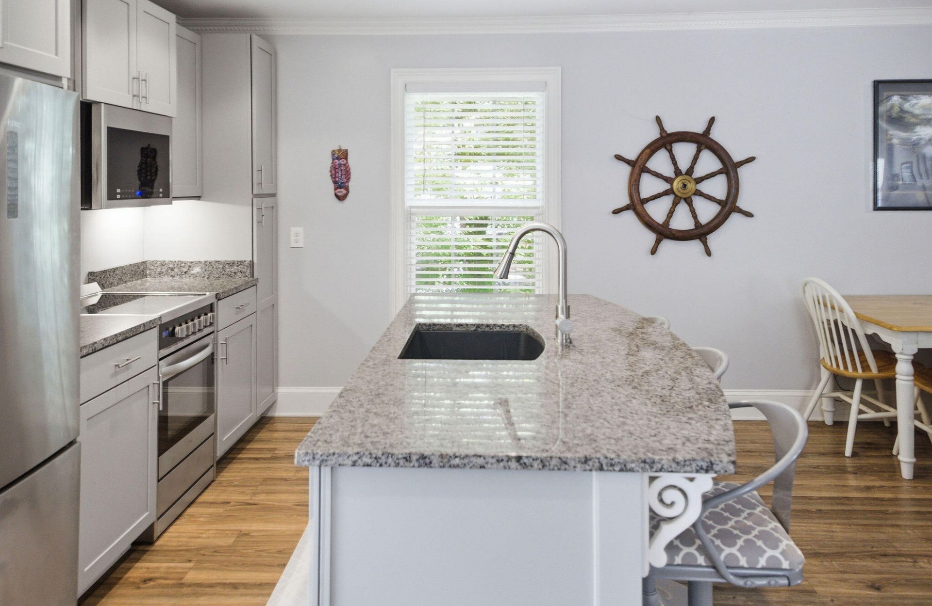 8270 Beach Farm Lane Photo 46
