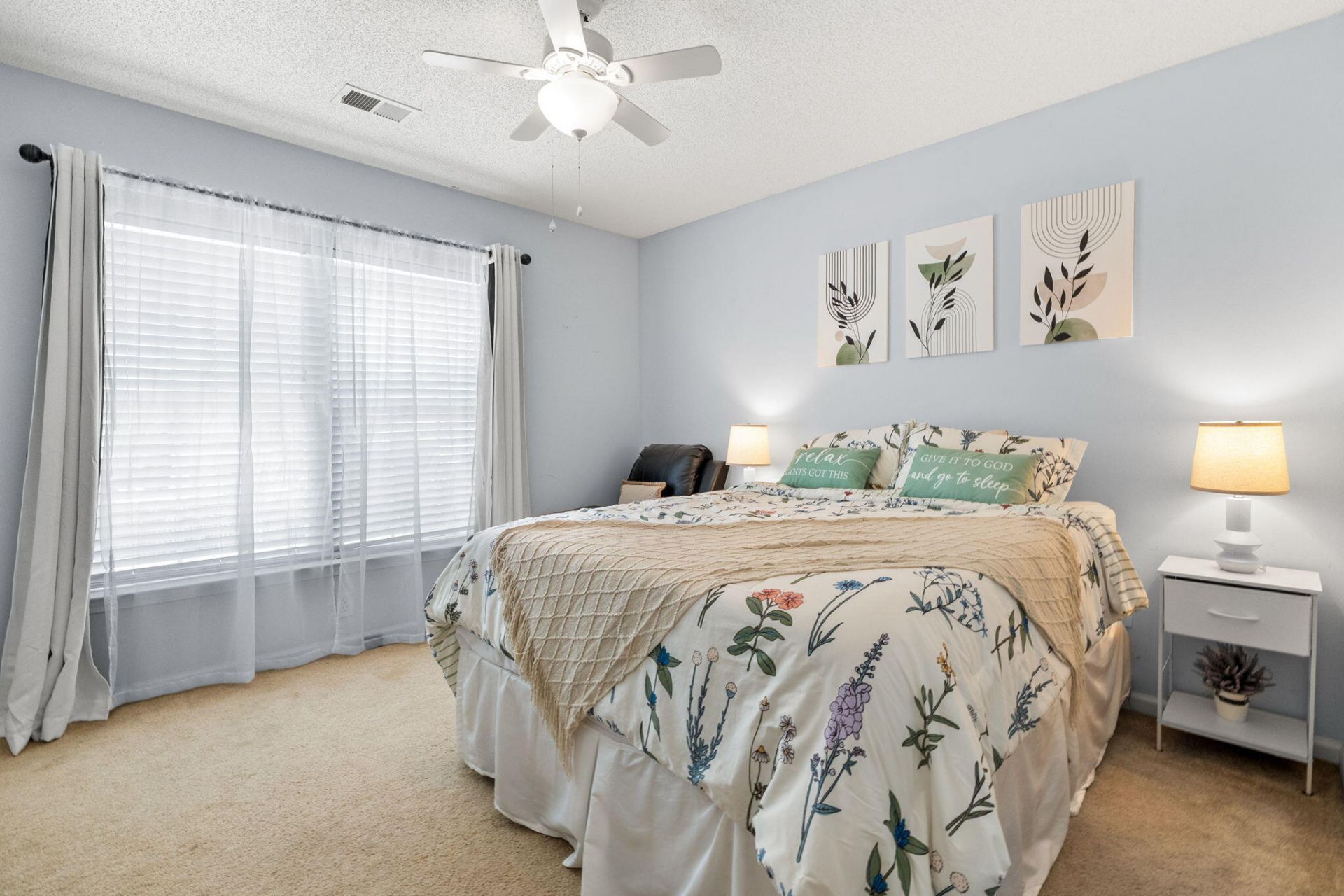 226 Emerald Isle Drive Photo 17