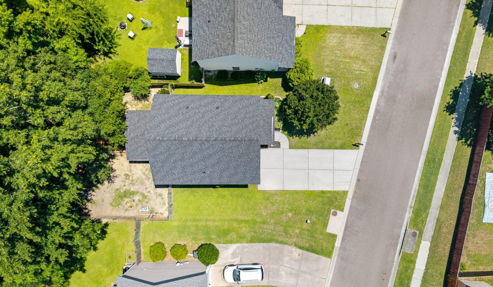 226 Emerald Isle Drive Photo 26