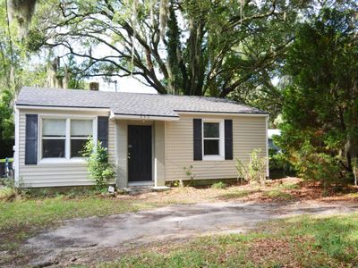 906 Woodward Avenue, Beaufort, SC 29902