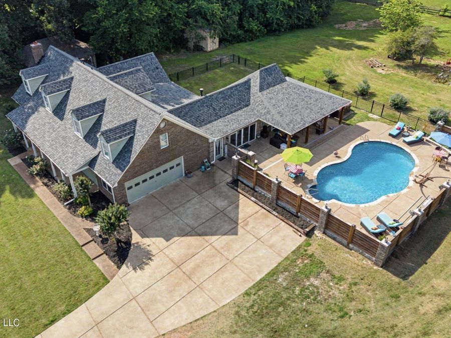 Property Image 33