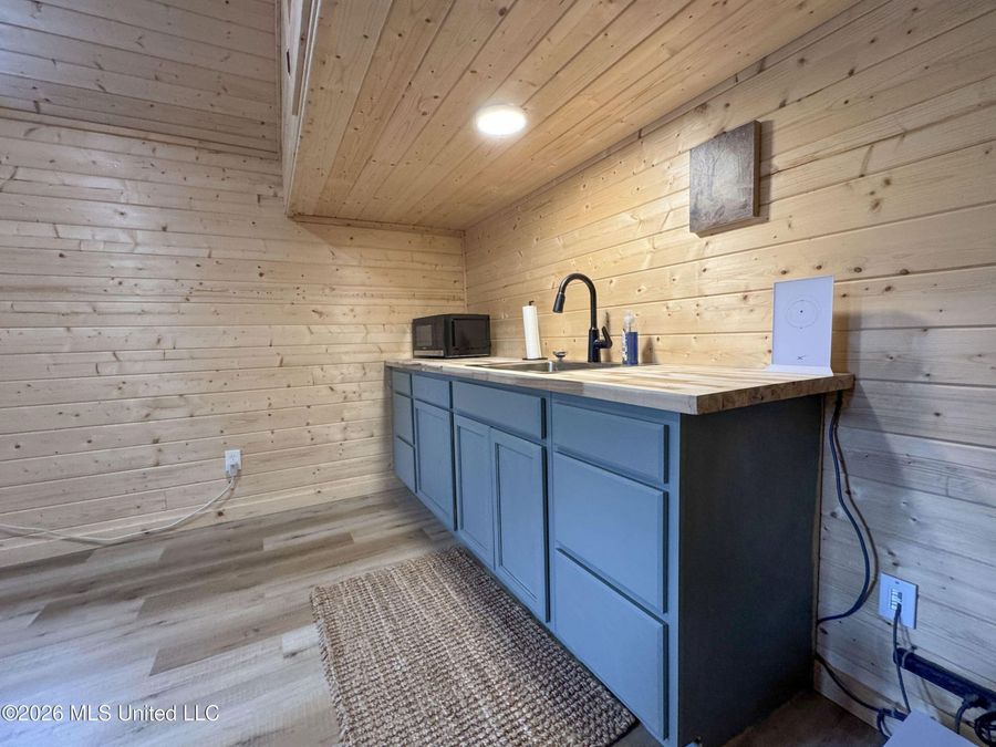 Property Image 94