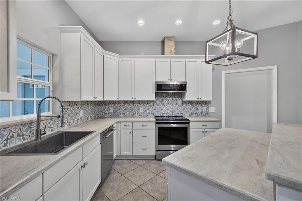 6011 Jadestone Ave, Fort Myers, FL 33905 Photo