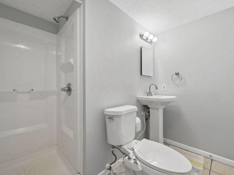 5632 Barney Lane, Unit 42C, Columbus, OH 43235 Photo 18
