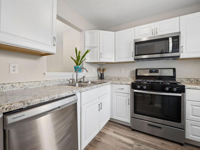5632 Barney Lane, Unit 42C, Columbus, OH 43235 Photo 4