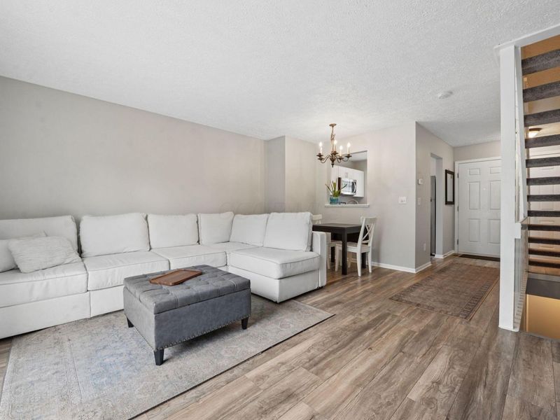 5632 Barney Lane, Unit 42C, Columbus, OH 43235 Photo 9