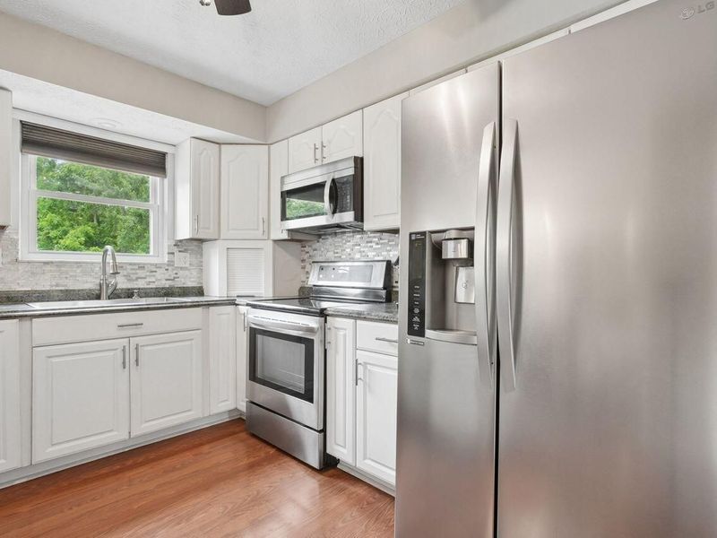 214 Greenbrier Road , Sunbury, OH 43074 Photo 11