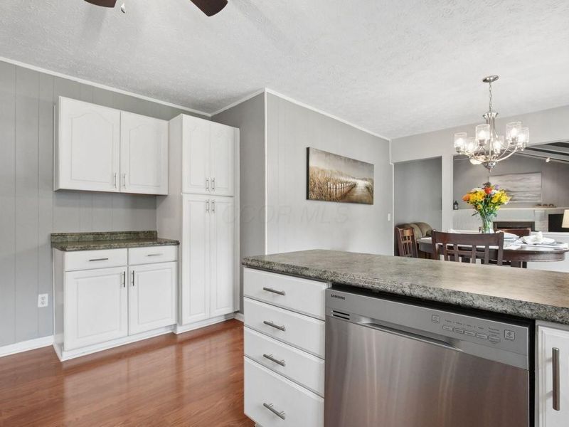 214 Greenbrier Road , Sunbury, OH 43074 Photo 12