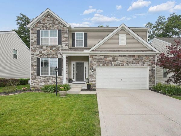 634 Saffron Drive , Sunbury, OH 43074