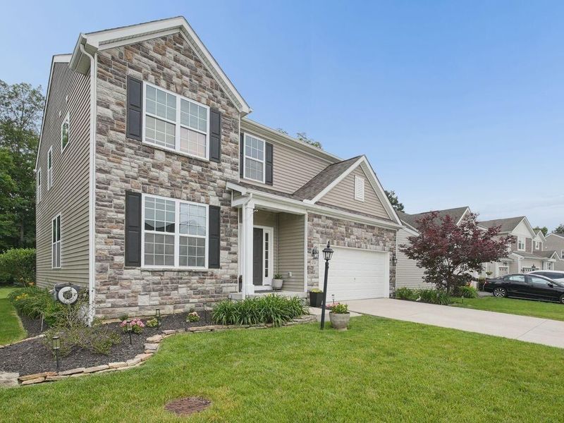 634 Saffron Drive , Sunbury, OH 43074 Photo 2