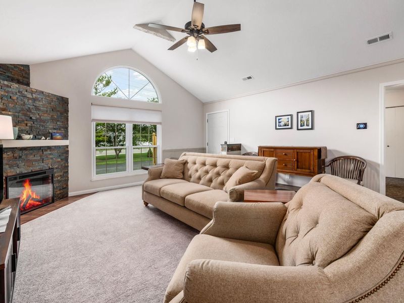 4908 Meadow Run Drive, Hilliard, OH 43026 Photo 5