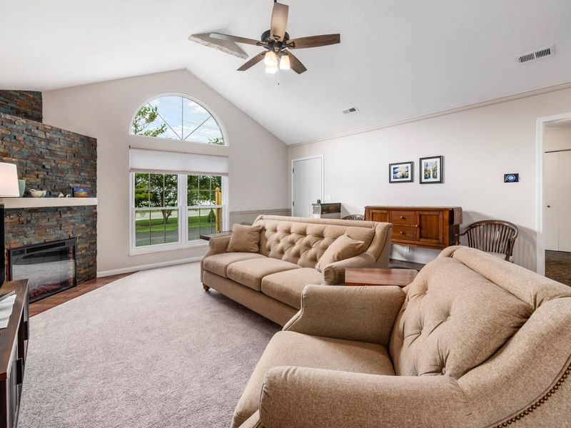 4908 Meadow Run Drive, Hilliard, OH 43026 Photo 6