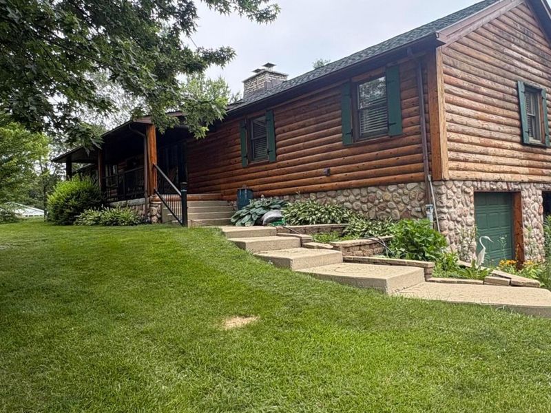 7633 Otterbein Trail NW, Lancaster, OH 43130 Photo 3