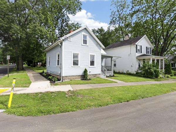102 Potter Street , Delaware, OH 43015