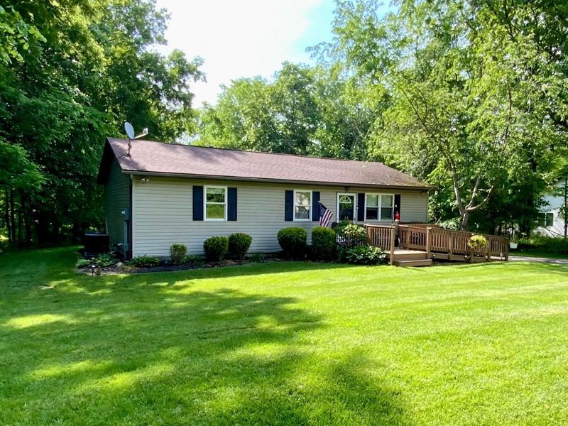 3154 Apple Valley Drive , Howard, OH 43028 Photo 2