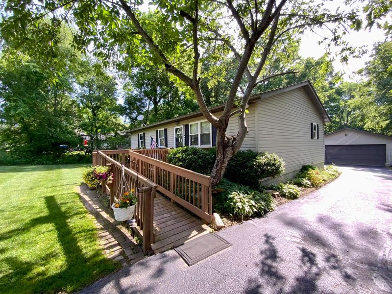 3154 Apple Valley Drive , Howard, OH 43028 Photo 3