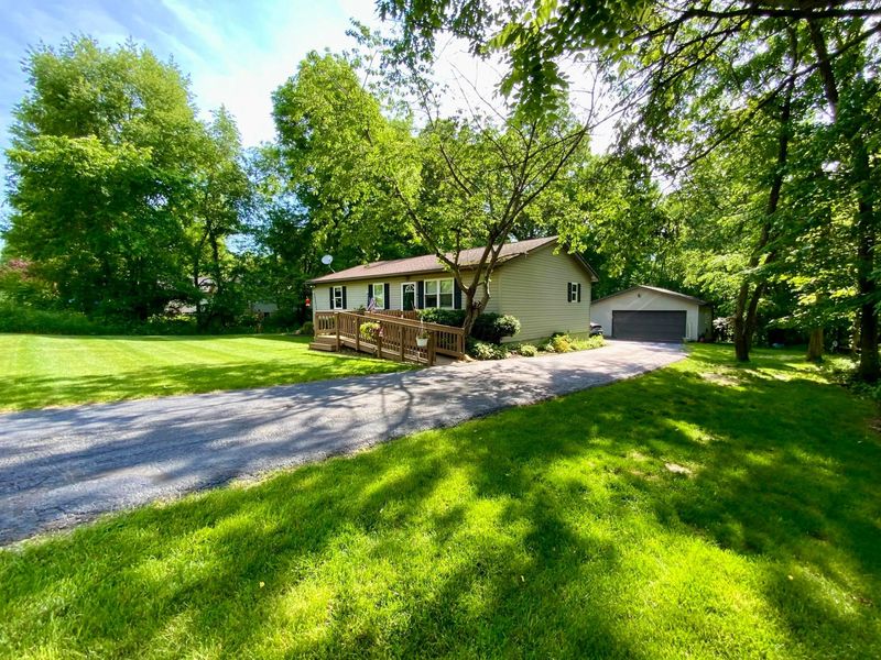 3154 Apple Valley Drive , Howard, OH 43028 Photo 4