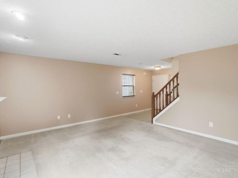 321 Heftner Circle, Maineville, OH 45039 Photo 12