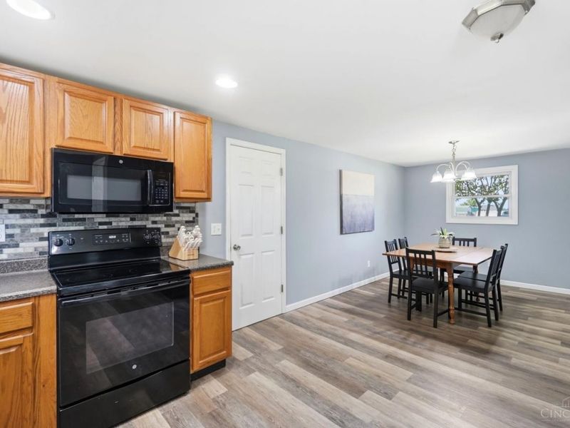 7469 S Park Avenue, Blanchester, OH 45107 Photo 11