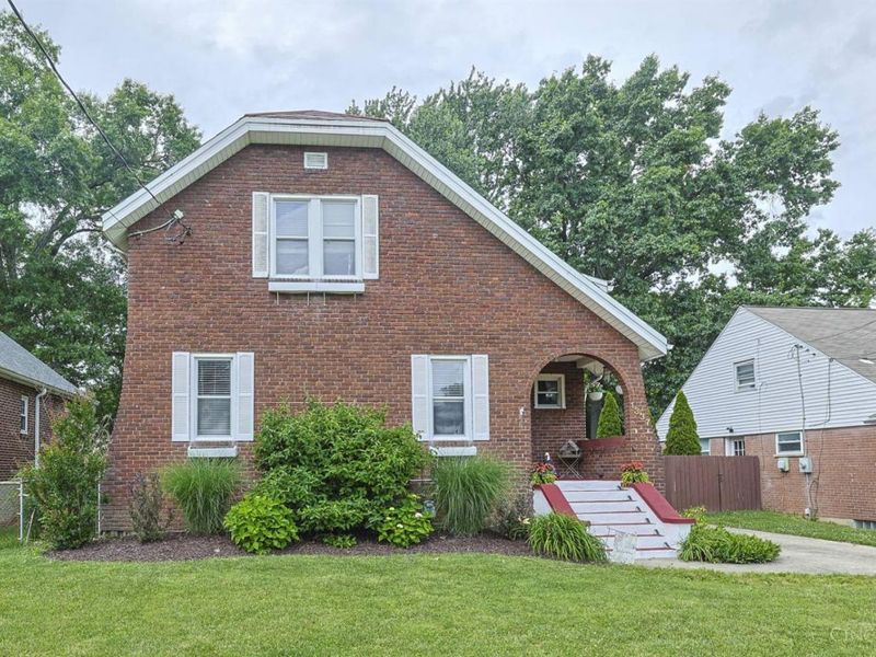 1337 Brooke Avenue, Anderson Twp, OH 45230 Photo 2