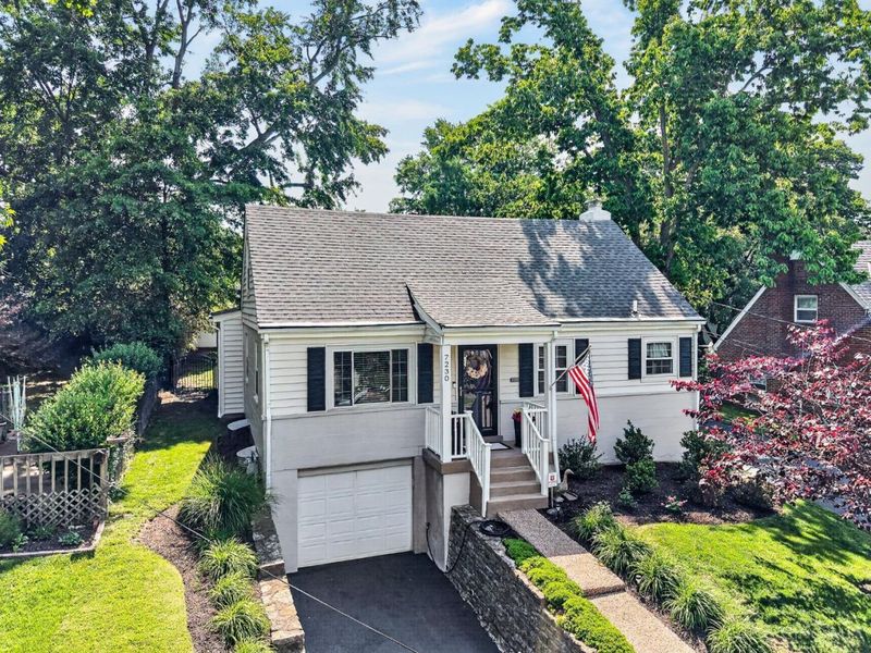 7230 Thomas Drive, Madeira, OH 45243 Photo 4