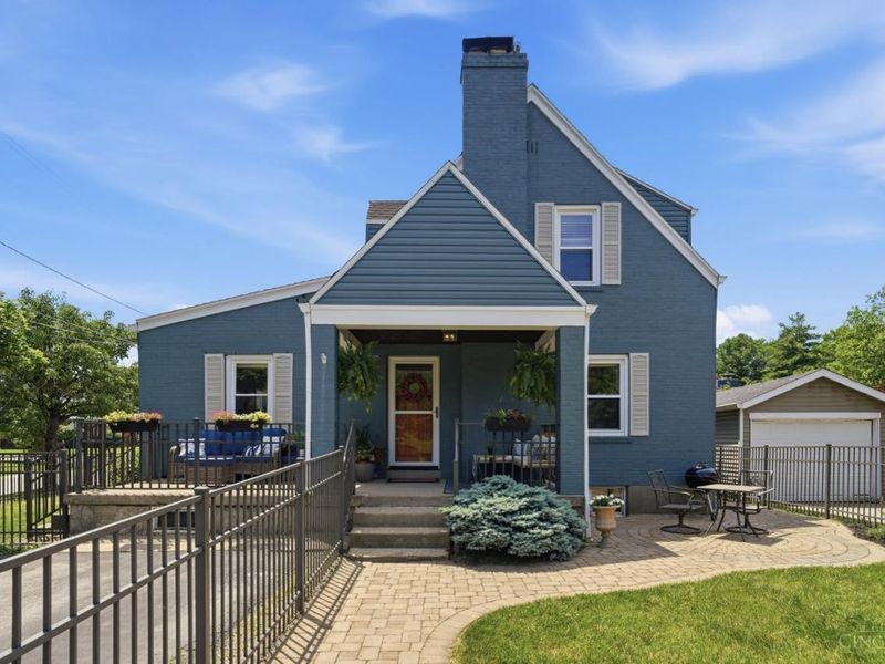 7043 Rembold Avenue, Mariemont, OH 45227 Photo 4