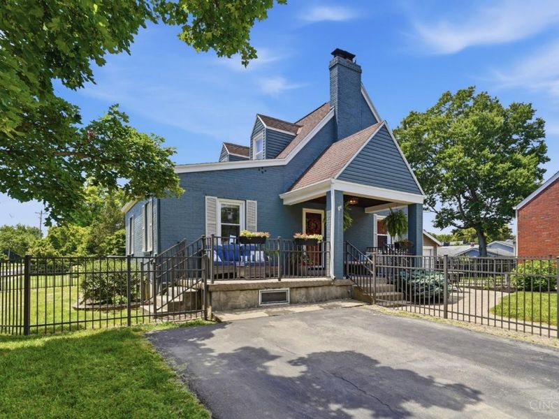 7043 Rembold Avenue, Mariemont, OH 45227 Photo 6