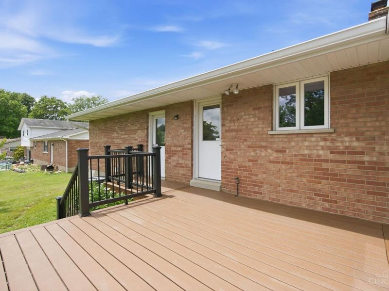 3571 Horncastle Drive, Evendale, OH 45241 Photo 14