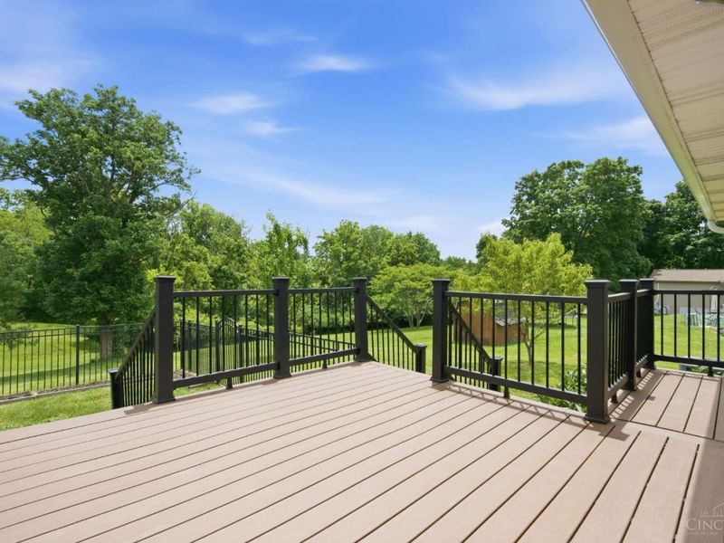 3571 Horncastle Drive, Evendale, OH 45241 Photo 17