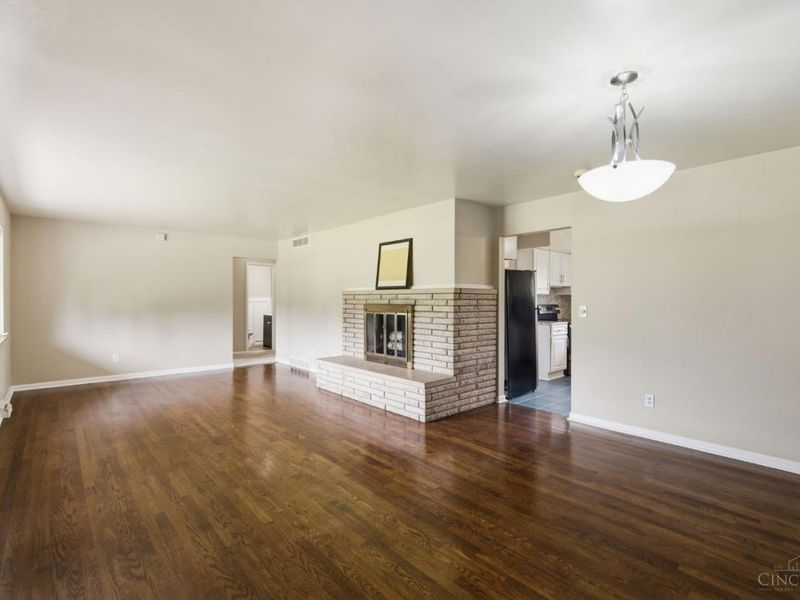 3571 Horncastle Drive, Evendale, OH 45241 Photo 6