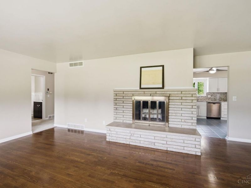 3571 Horncastle Drive, Evendale, OH 45241 Photo 7