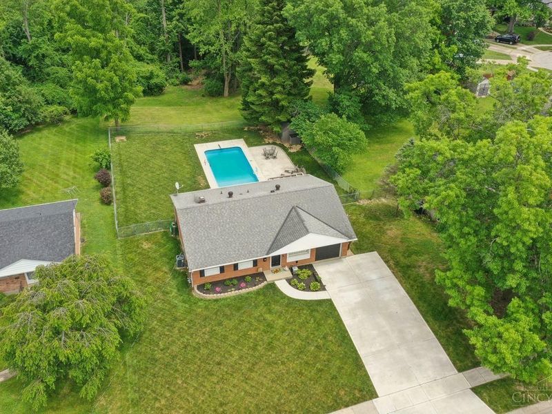 1570 Blueorchard Drive, Cincinnati, OH 45230 Photo 35