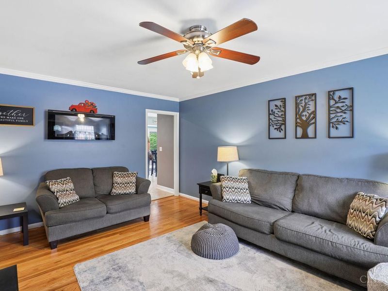 1570 Blueorchard Drive, Cincinnati, OH 45230 Photo 7