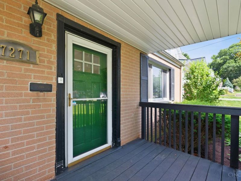 7271 Thomas Drive, Madeira, OH 45243 Photo 4
