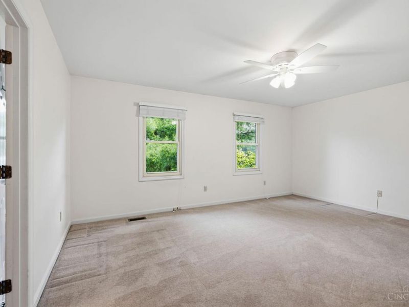 9499 Benchmark Lane, Cincinnati, OH 45242 Photo 43
