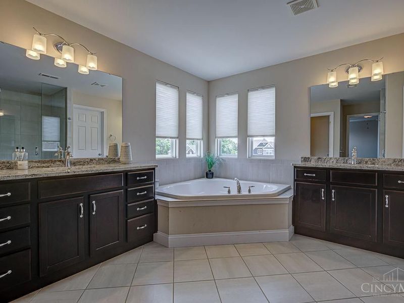 4844 Misrach Court, West Chester, OH 45069 Photo 27