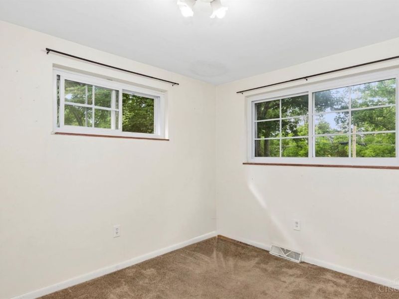 6592 St Rt 48, Goshen Twp, OH 45122 Photo 18