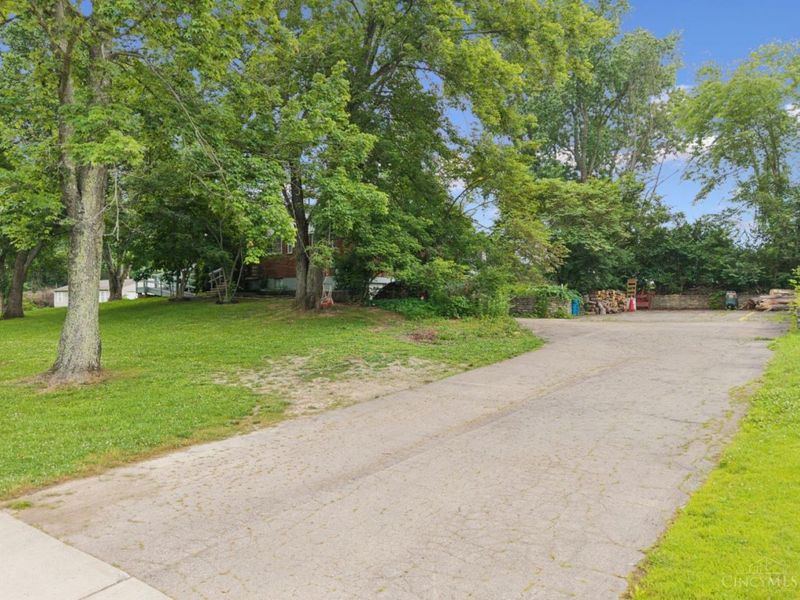 6592 St Rt 48, Goshen Twp, OH 45122 Photo 3
