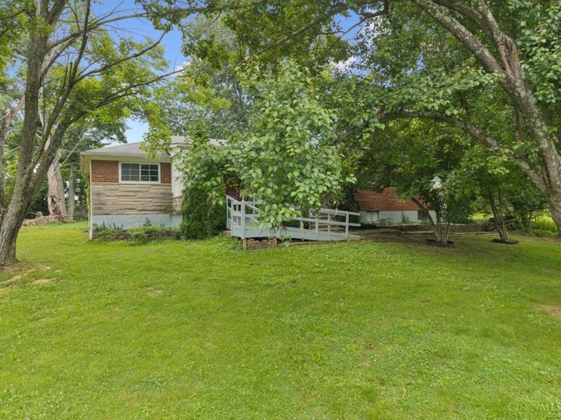 6592 St Rt 48, Goshen Twp, OH 45122 Photo 4