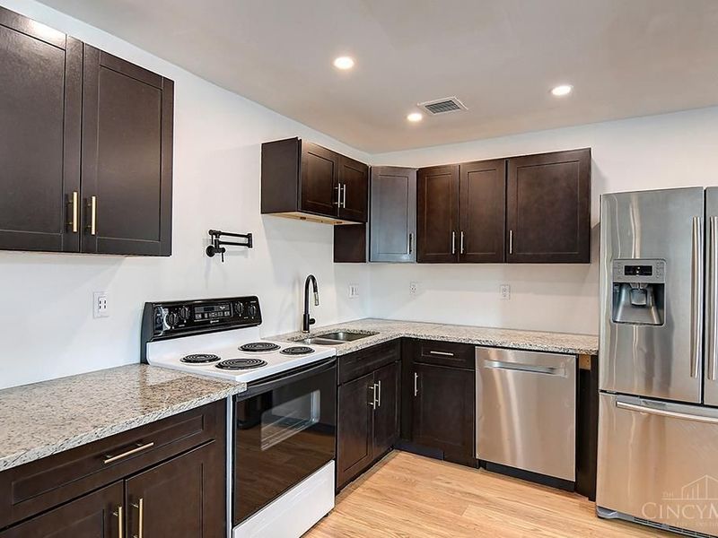 2230 S Patterson, Unit 63, Dayton, OH 45409 Photo 7
