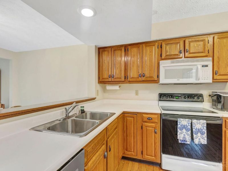 12049 Legacy Court, Sharonville, OH 45241 Photo 12