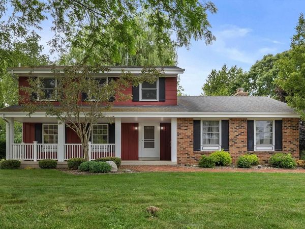 1406 95th AVENUE, Kenosha, WI 53144