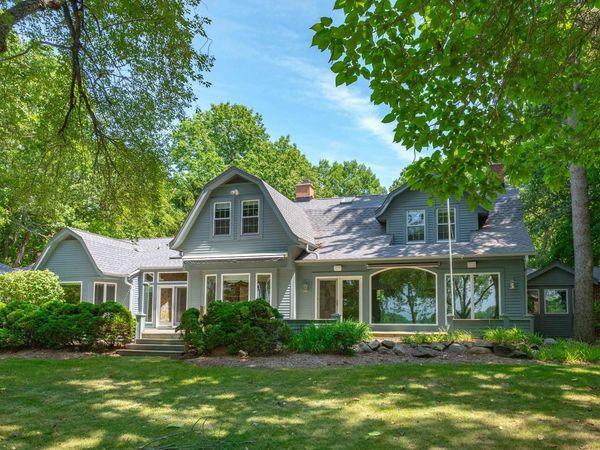 1031 N Genesee Woods DRIVE, Summit, WI 53066